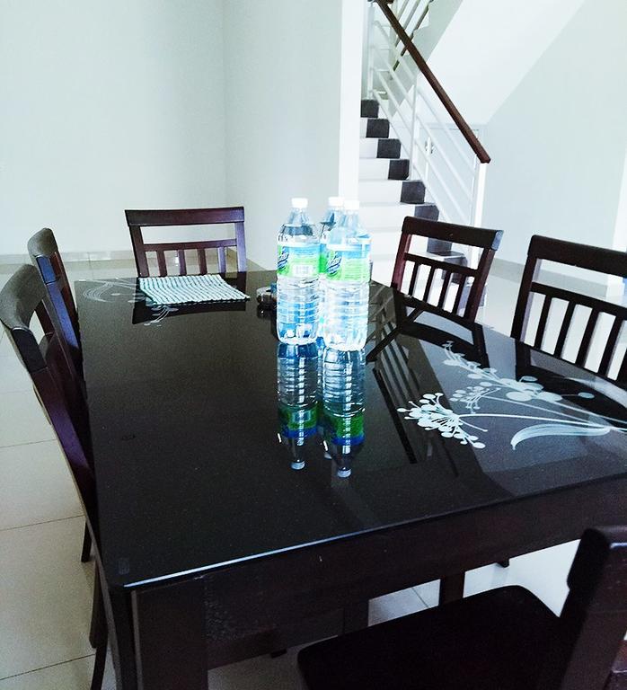 Sri Manjung Ma Maison Homestay ルムット エクステリア 写真